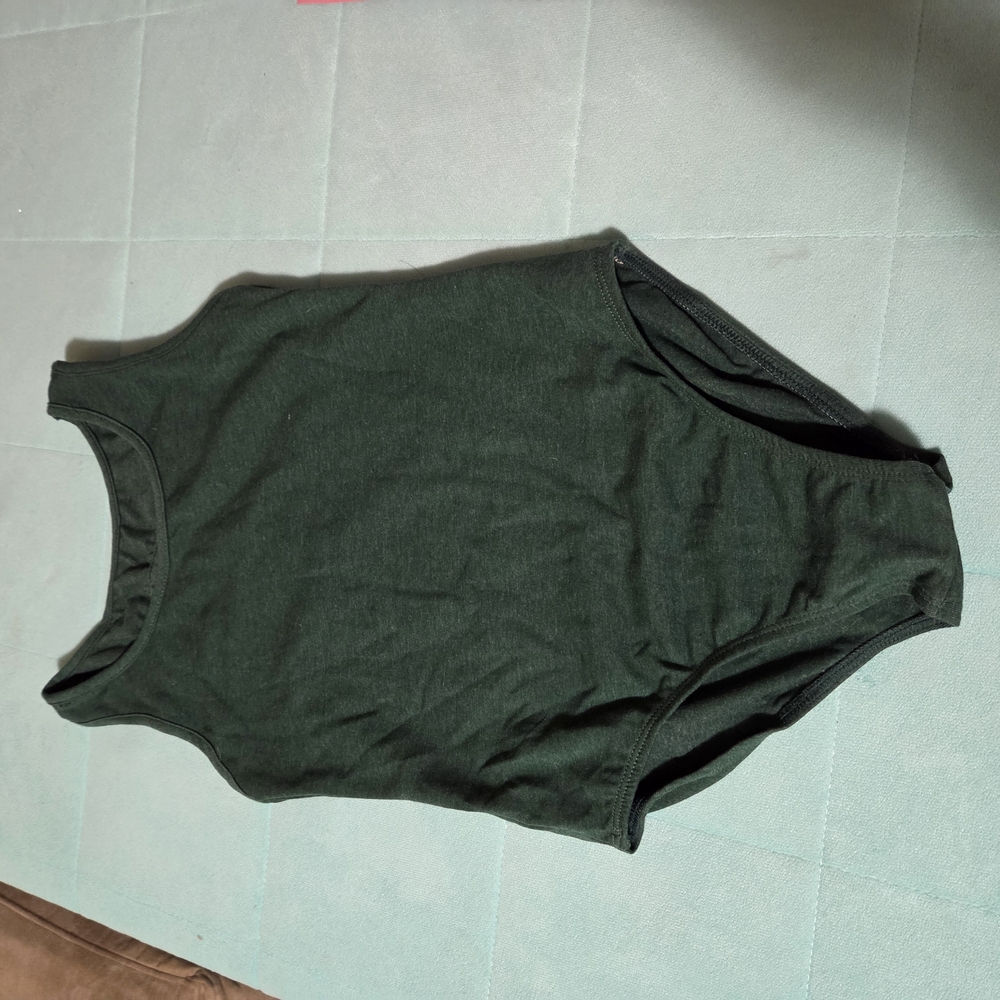 Luna Una IC Girls Dark Green Sleeveless Leotard Nwot